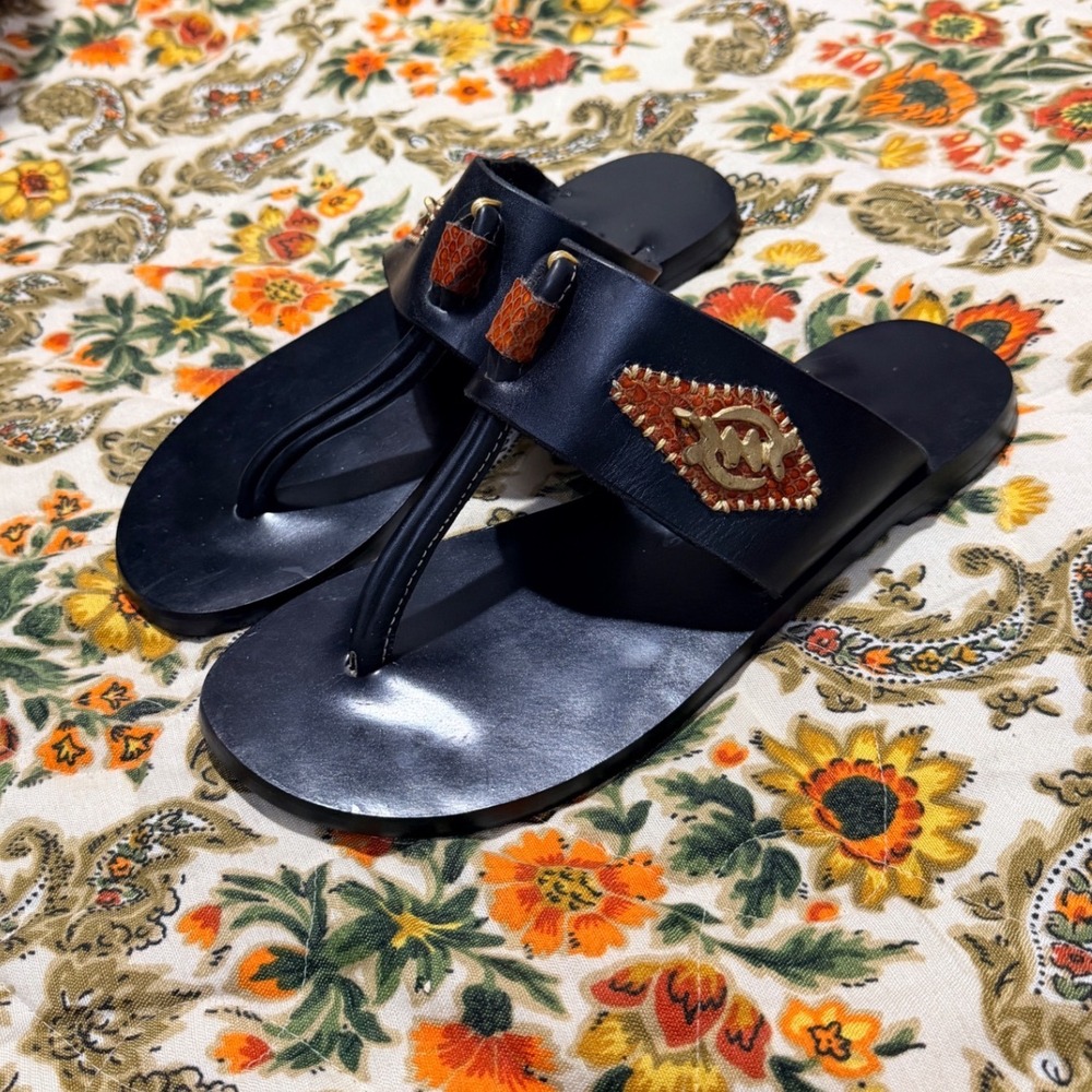 Black Leather Gye Nyame Adinkra Thong Sandals Flat Slides Size 39